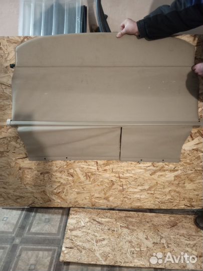 Задня полка Ниссан Цефиро 2000г