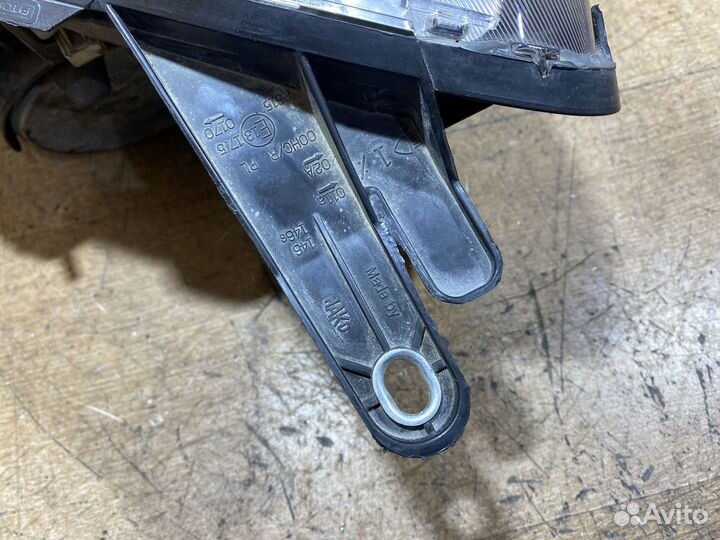 Фара передняя правая Peugeot Bipper 142046