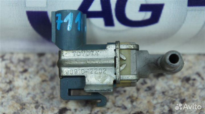 Клапан вакуумный Toyota Echo