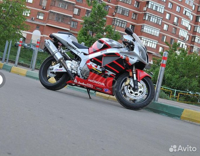 Honda RTV 1000 RC51 Nicky Hayden Edition