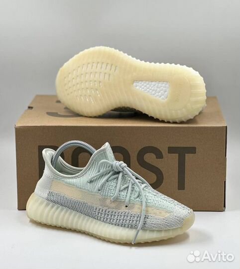 Кроссовки женские Adidas Yeezy Boost 350