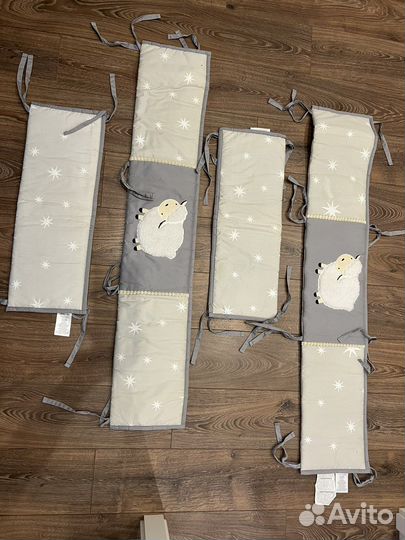 Бортик мягкий в детскую кроватку