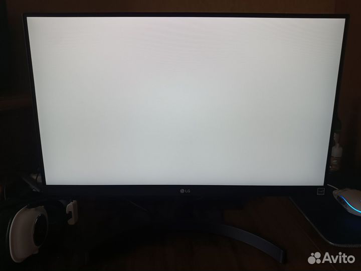 Монитор LG 21.5