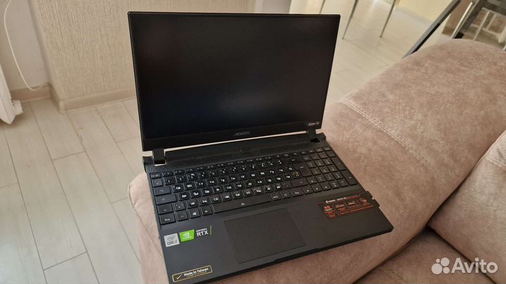 Gigabyte aorus 15G
