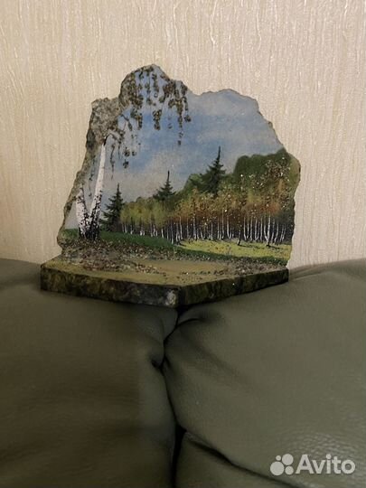 Картина на холсте. Картина из камня. Чеканка