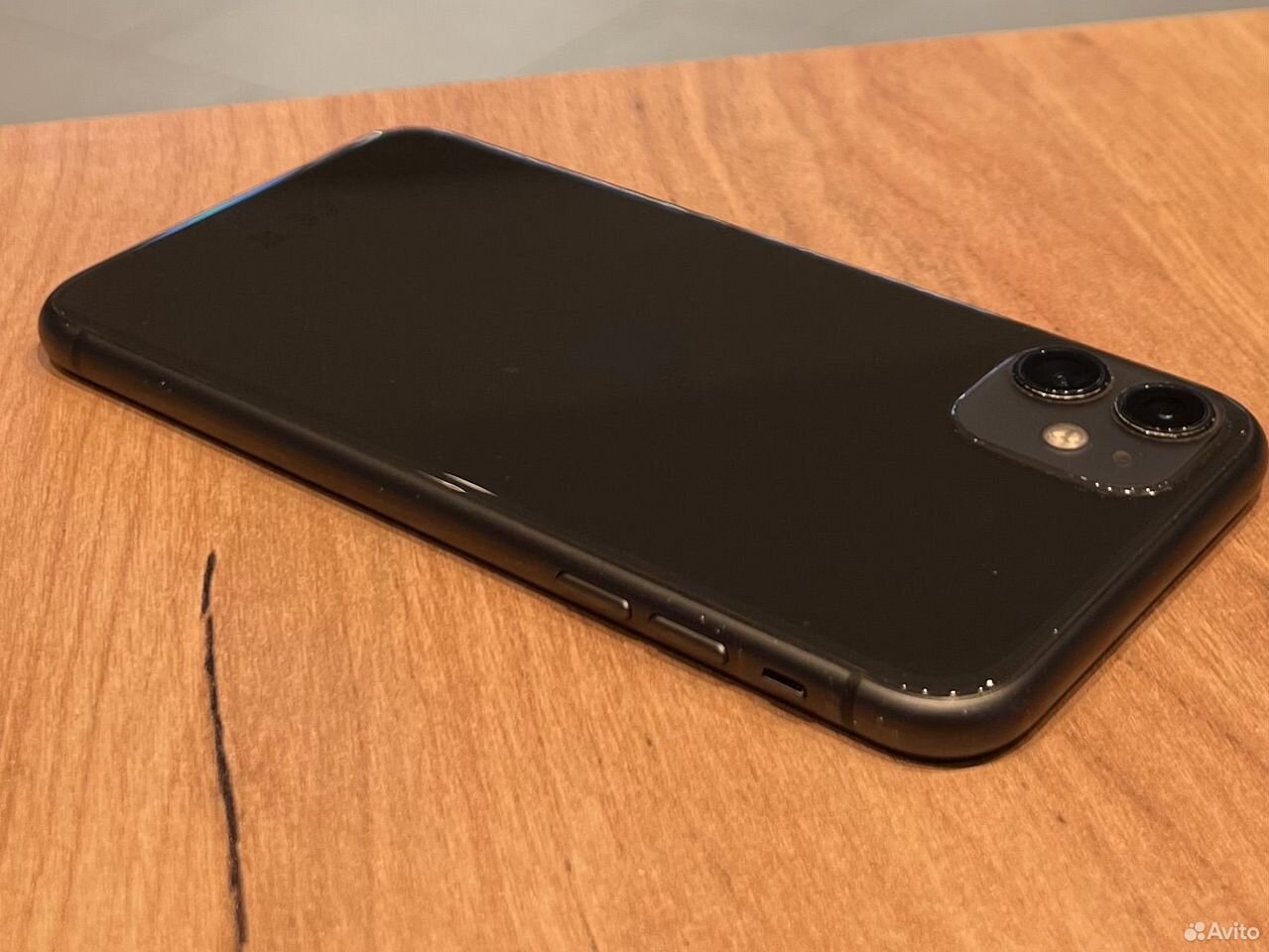 iPhone 11, 64 ГБ, SIM + eSIM