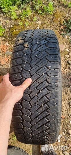 Gislaved Nord Frost 200 225/60 R17 103T