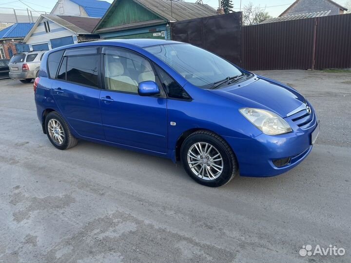 Toyota Corolla Spacio 1.5 AT, 2003, 258 343 км