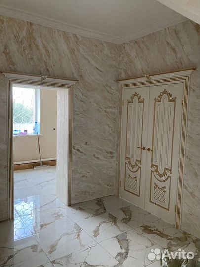 Монтаж межкомнатных дверей