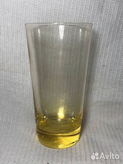 Набор цветных стаканов