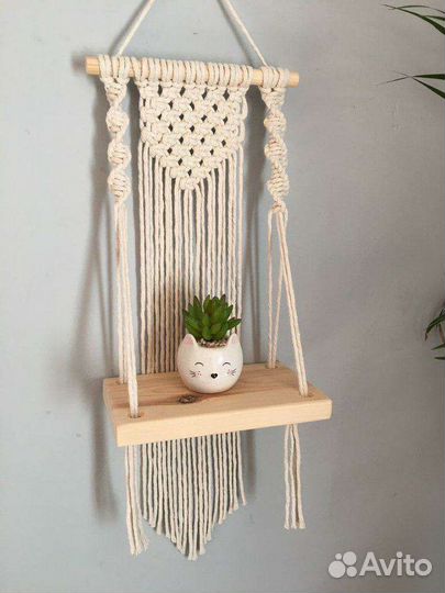 Декоративная полочка