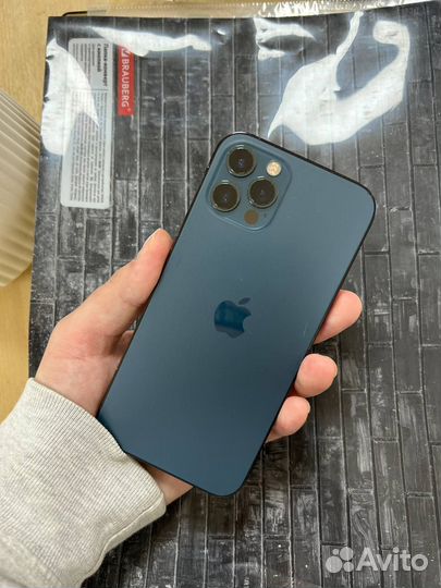 iPhone 12 Pro, 256 ГБ