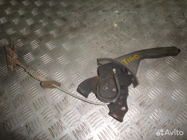 Рычаг ручника Tiggo T11 (06) б\у (арт. T113508010)