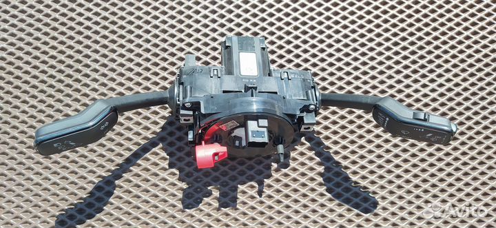 Переключатель подрулевой в сборе VAG 2Q0953507AR