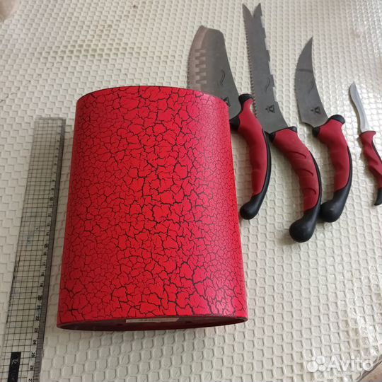 Набор кухонных ножей