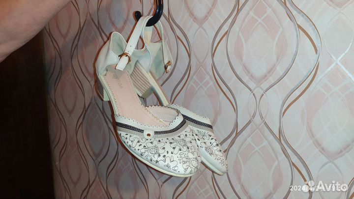 Босоножки женские. Кожа 41 размер