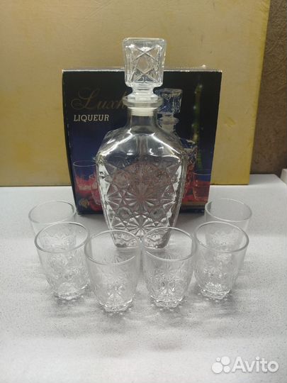 Набор стопок с графином