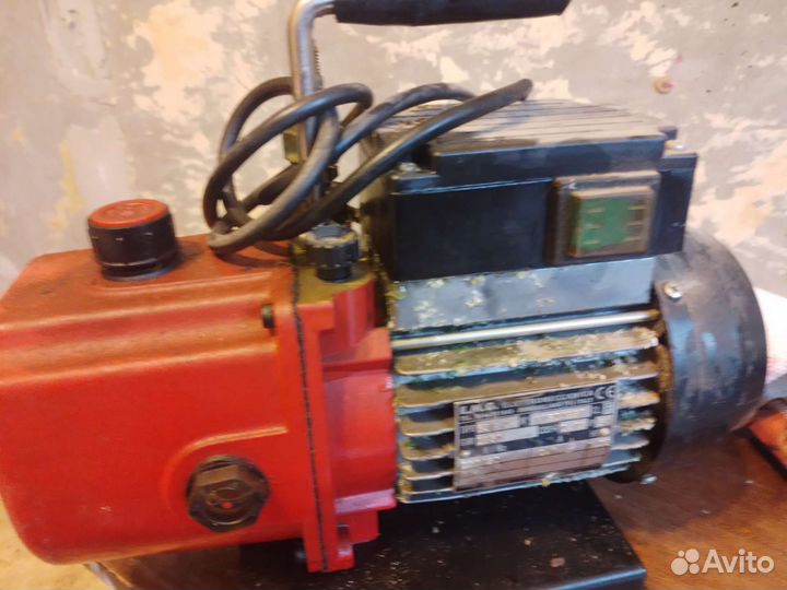 Два насоса цена договорная