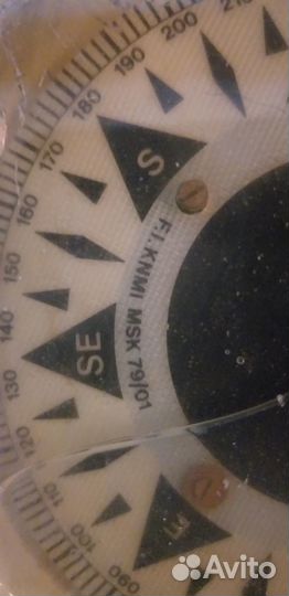 Компас морской военный
