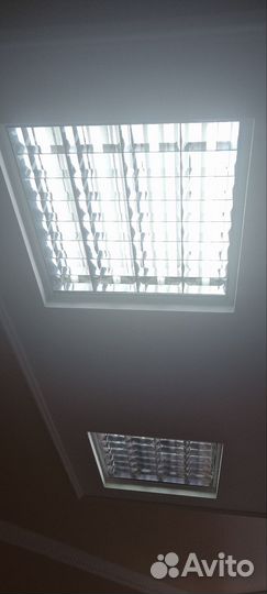 Встраиваемый офисный светильник