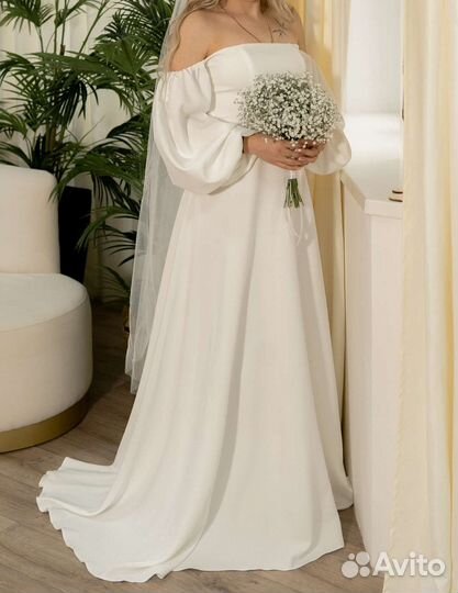 Свадебное платье (выпускное) со шлейфом