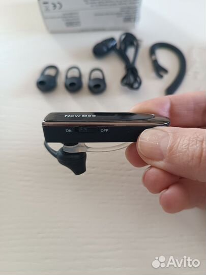 Bluetooth гарнитура New Bee