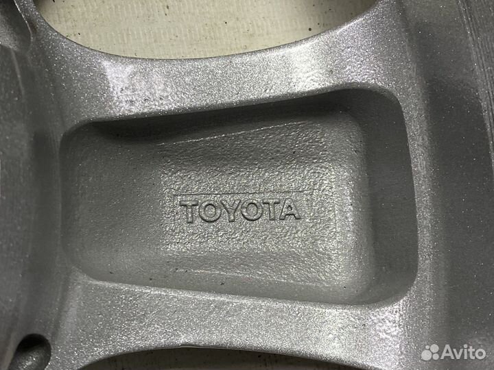 Диски toyota R15 5/114.3 цо 60.1 мм