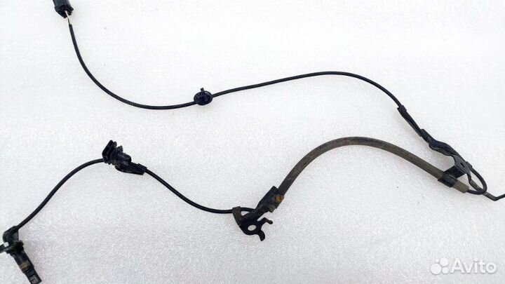 Датчик ABS передний левый Toyota Camry XV70 2arfe