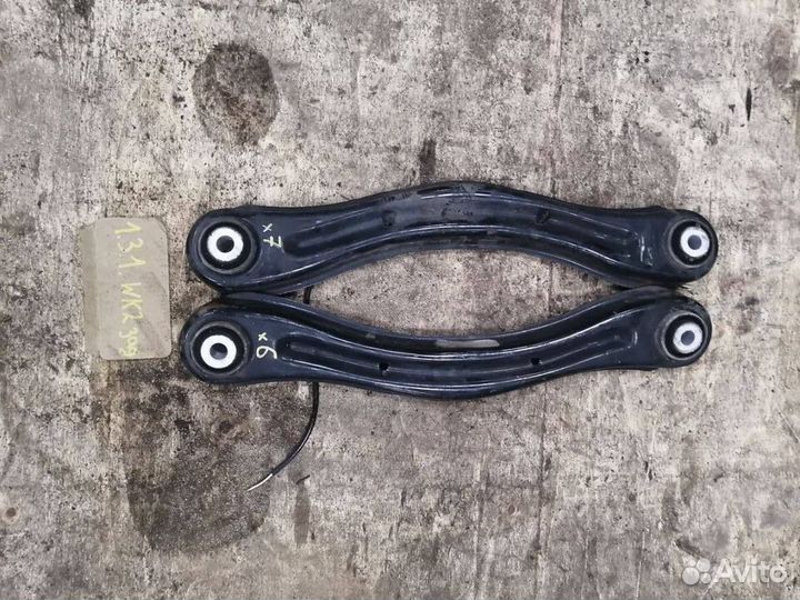 Рычаг подвески задний Jeep Grand Cherokee WK2