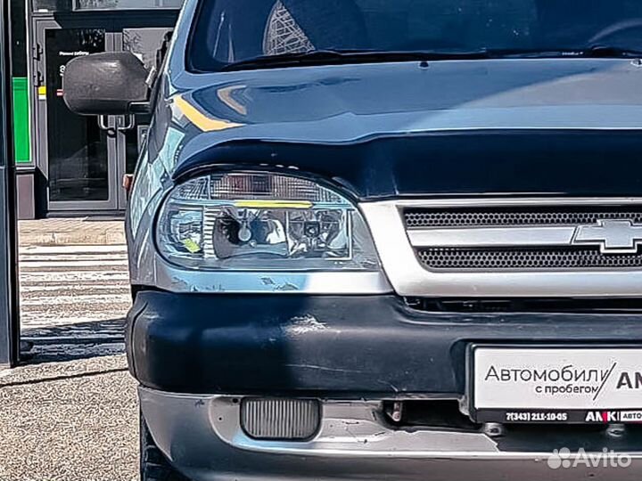 Chevrolet Niva, 2004