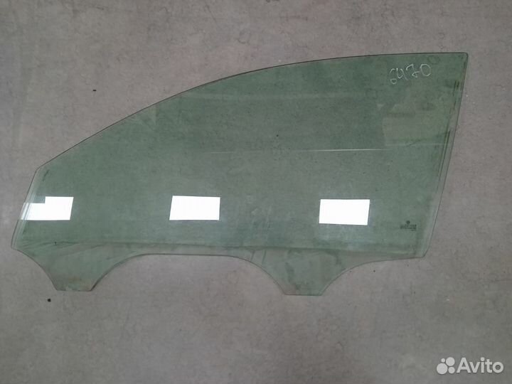 Стекло двери передней Volkswagen Passat B5 Рестайл