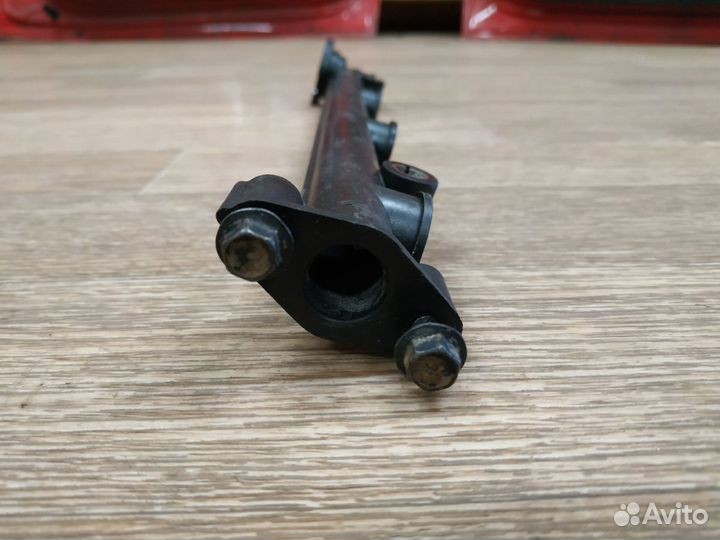 Рампа топливная Rover 4 Series 25 (2000-2005)