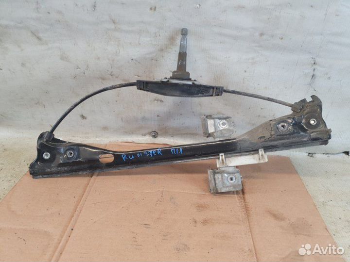 Трапеция стеклоподъёмника передняя левая Skoda