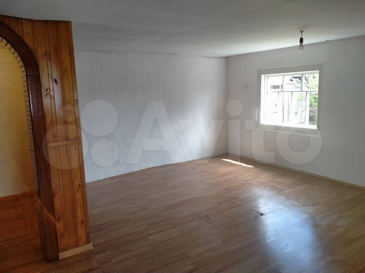 Дом 50 м² на участке 5 сот.