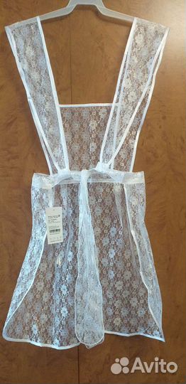 Белый школьный фартук