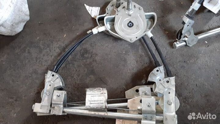 Стеклоподъемник ваз-2109 задний левый