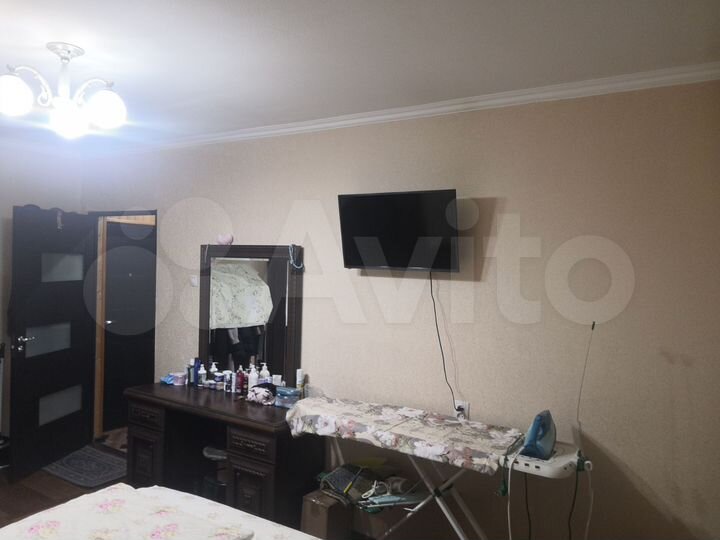 2-к. квартира, 76,7 м², 1/9 эт.