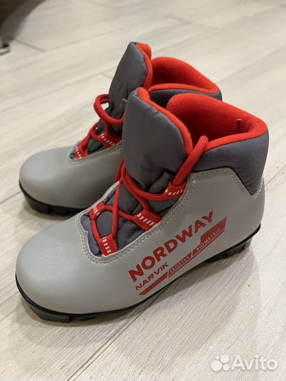 Лыжные ботинки р 30