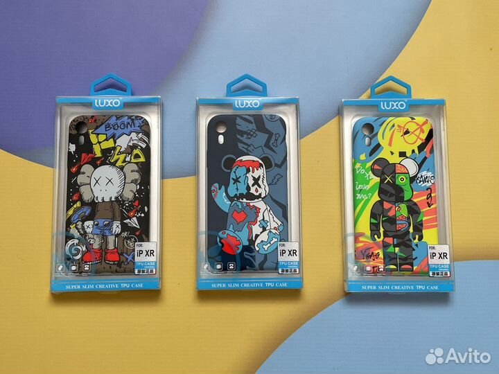 Чехол на iPhone XR kaws
