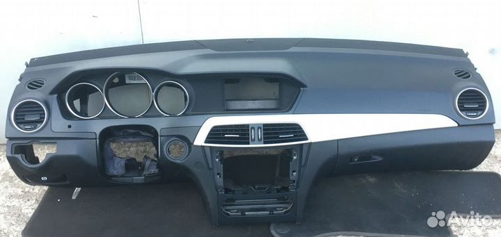 Торпедо Mercedes-Benz C-Class