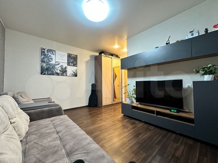 2-к. квартира, 48 м², 8/9 эт.