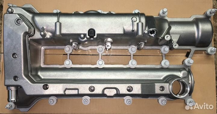 Клапанная крышка Оpel Insignia a16xht