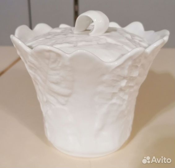 Сахарница марки Spode коллекция New England