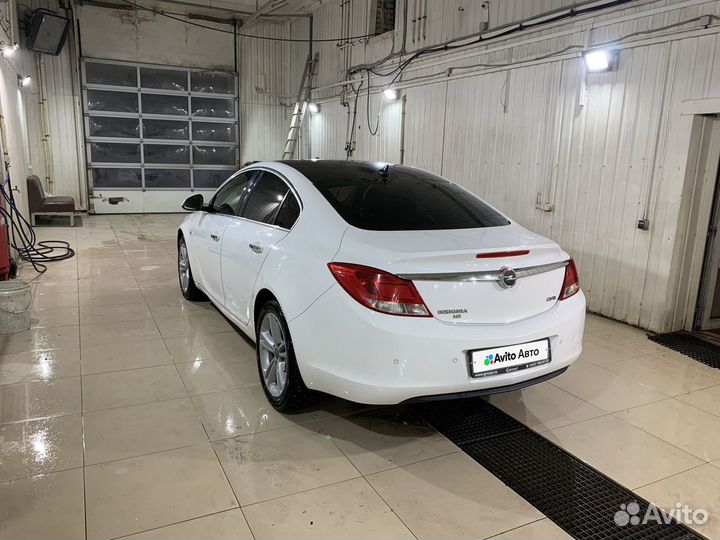 Opel Insignia 2.0 AT, 2011, 151 000 км