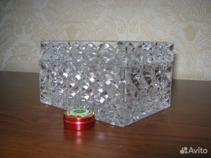 Хрустальная шкатулка