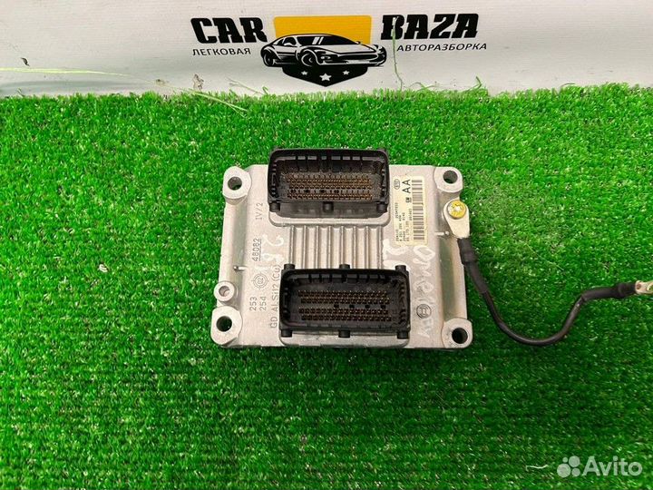 Блок управления двигателем Opel Omega