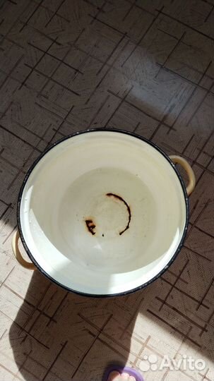 Кастрюля эмалированная бу