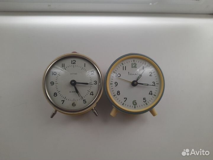 Будильник витязь СССР