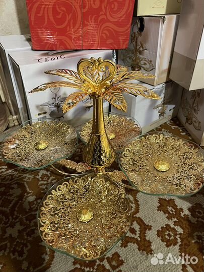 Ваза для фруктов и конфеты