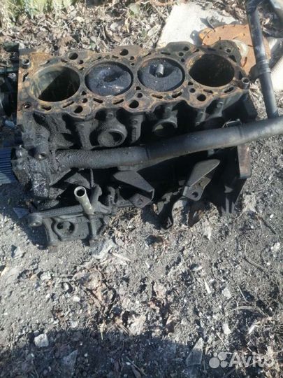 Блок двигателя на митсубиси каризма